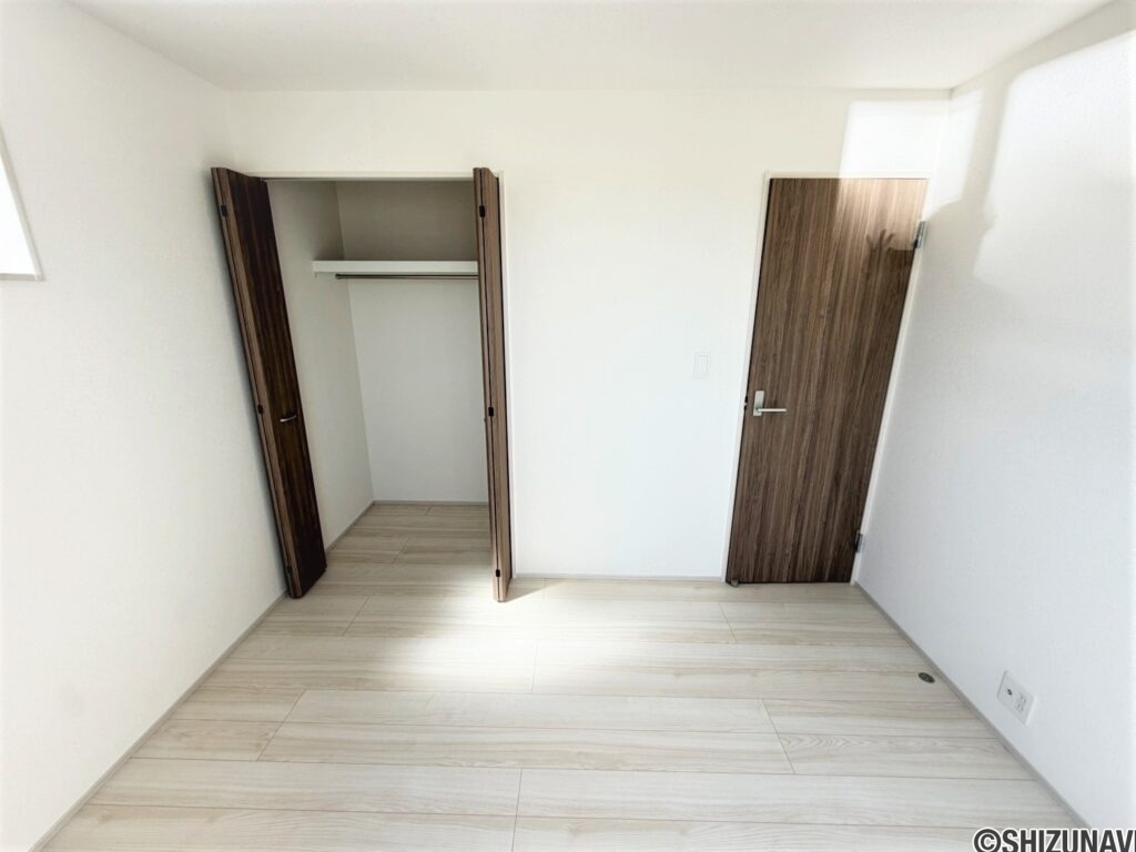 ３号棟　２階洋室１