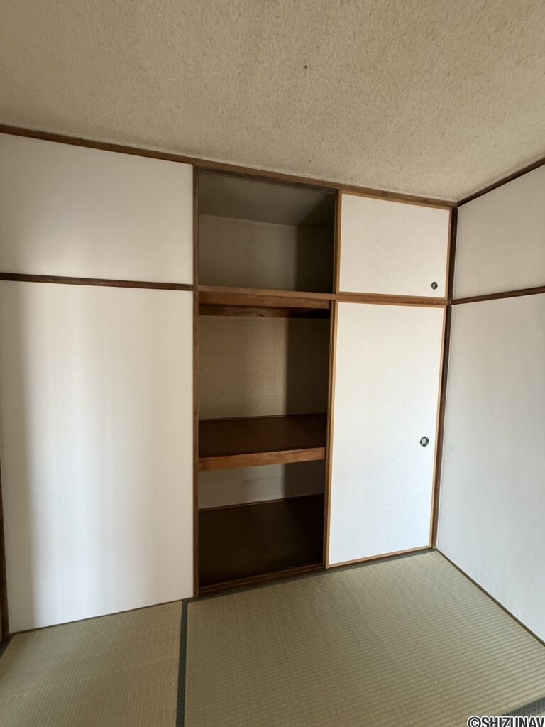 東カンマンション　収納