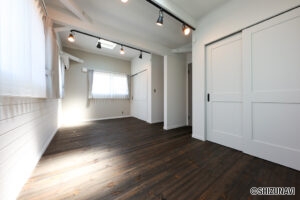 遊びつくすスタイリッシュな家の画像