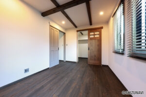 遊びつくすスタイリッシュな家の画像