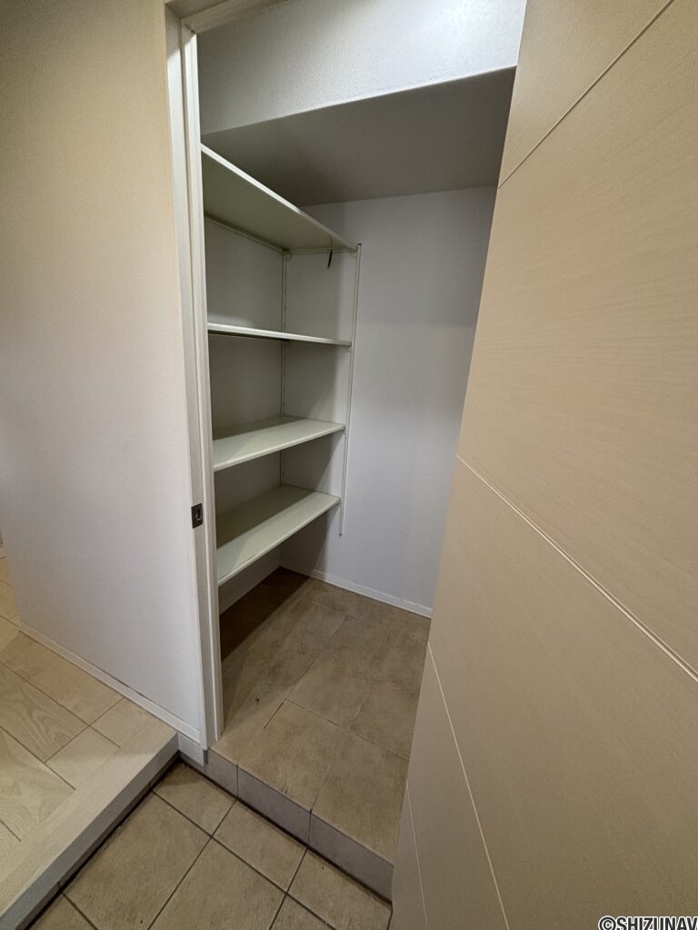 富士市松岡　戸建　内観