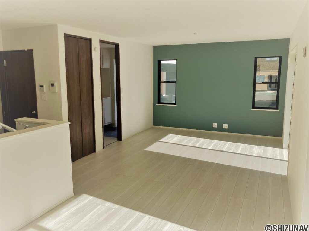 葵区田町　A号棟リビング～キッチン