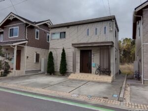 函南町平井エンブルタウン　セキスイハイム中古住宅　P並列3台分　函南東小・函南東中校区の物件画像