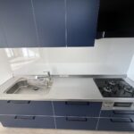 上部には収納もあります