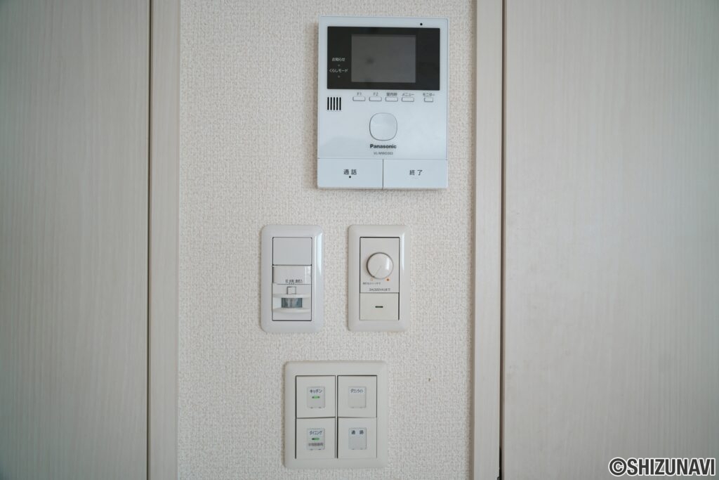 モニター付きインターホン