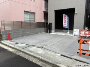 駐車場２台可