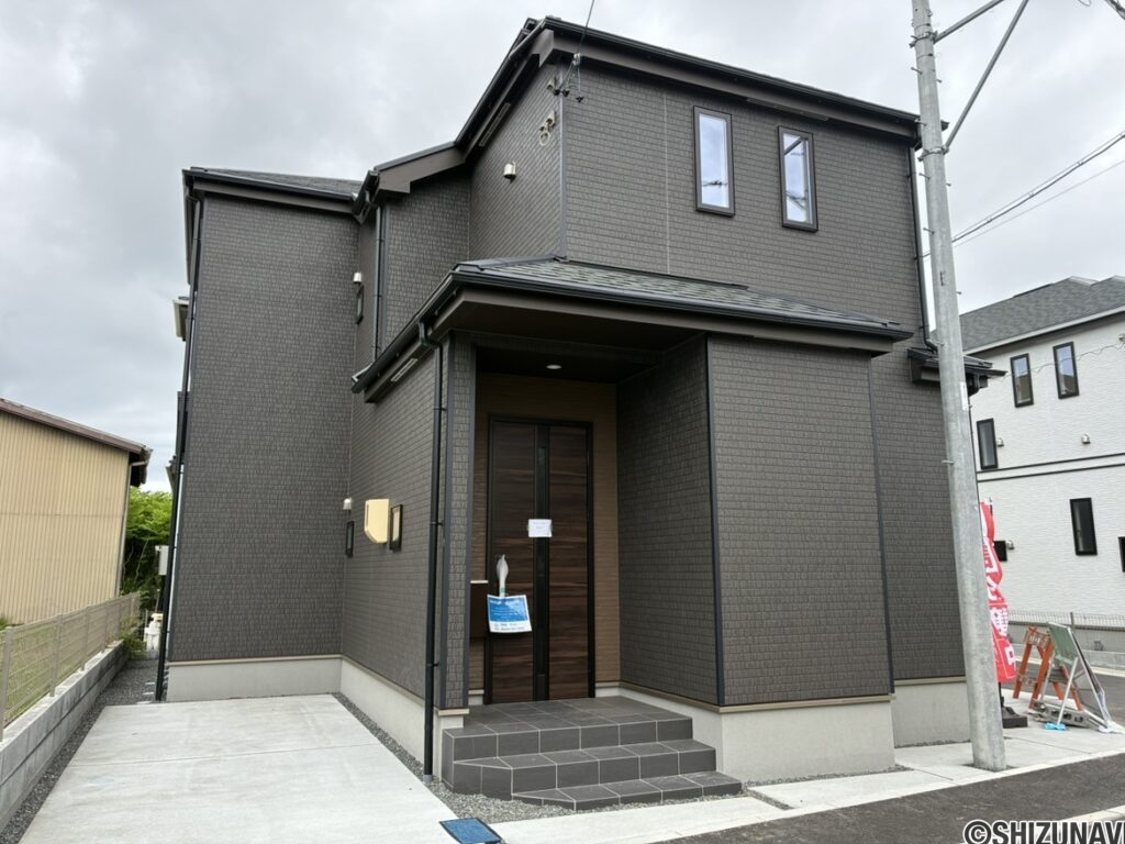 A号棟　玄関