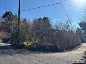 裾野市須山　十里木別荘地内　中古戸建