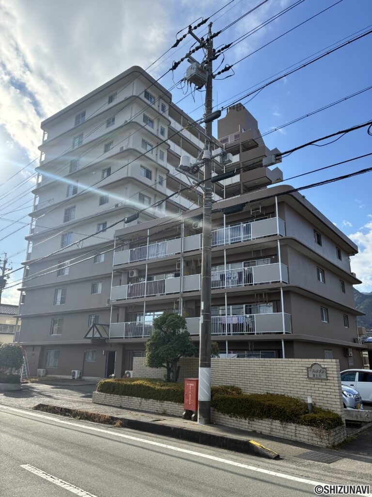 ベルメゾン富士川　3階　4LDKの画像