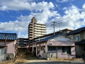 ベルメゾン富士川　3階　4LDKの画像