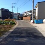 前面道路(西側)の写真です。