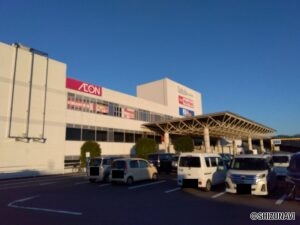 周辺施設紹介：ベルシティ裾野(2700m)