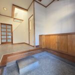 空き家買取専科　石津中町　玄関