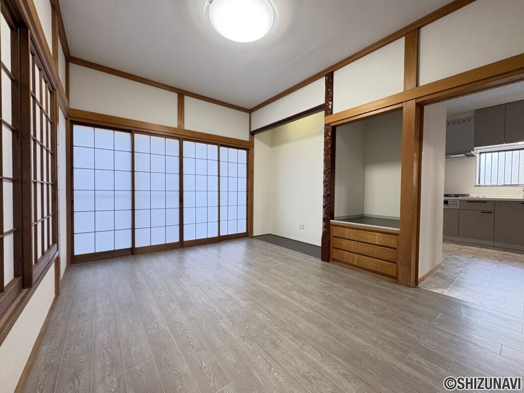 空き家買取専科　石津中町　1階洋室