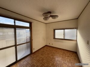 2階西側洋室です。