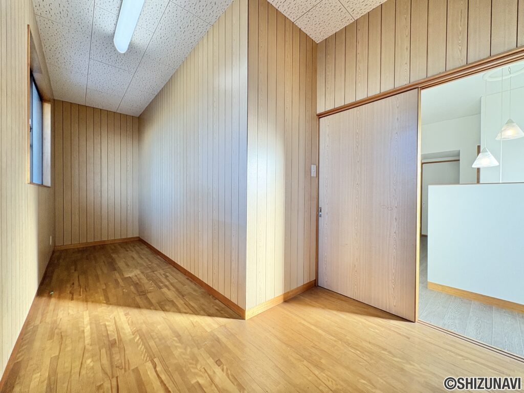 空き家買取専科　石津中町　2階収納部屋