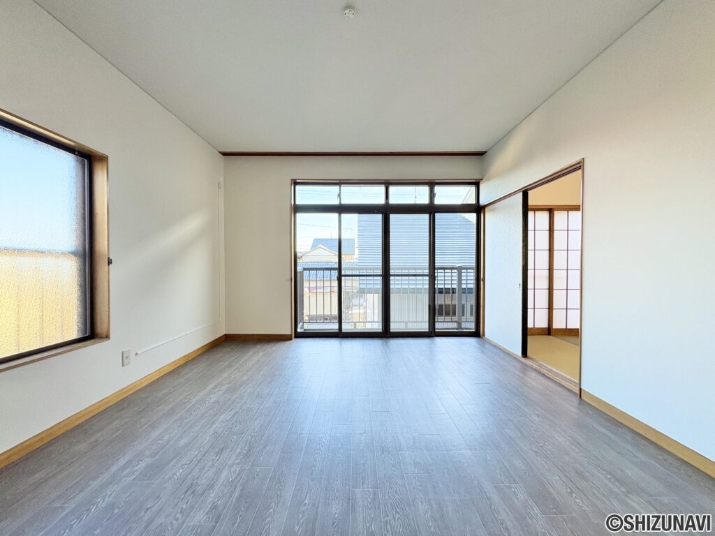 空き家買取専科　石津中町　2階洋室