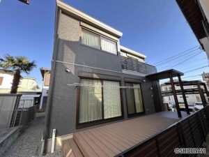 ２０２０年新築の築浅物件です。