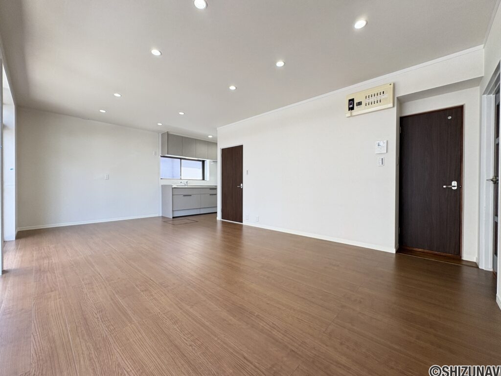 【リフォーム済】袋井市梅山　4SLDK　の画像