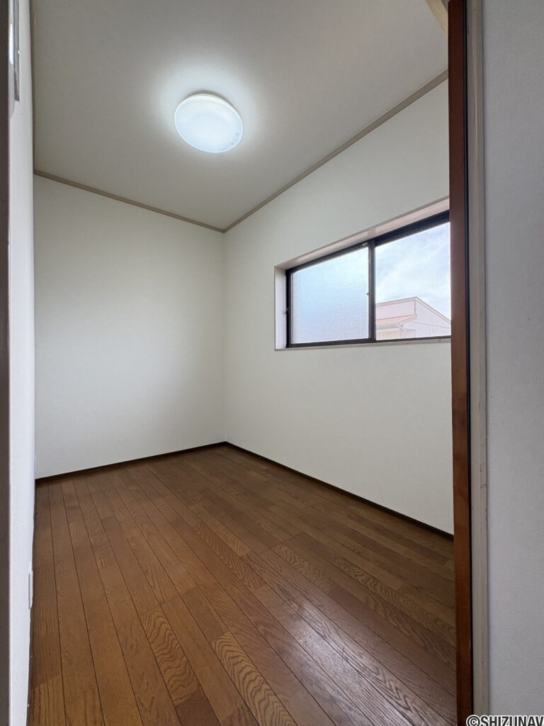 【リフォーム済】袋井市梅山　4SLDK　の画像