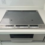 コンロのお写真です。３口コンロなので料理が時短できます。