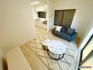 ニトリ家具付LDK　別角度です。