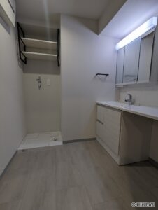 ウィンドリッヂ鷹匠　洗面室