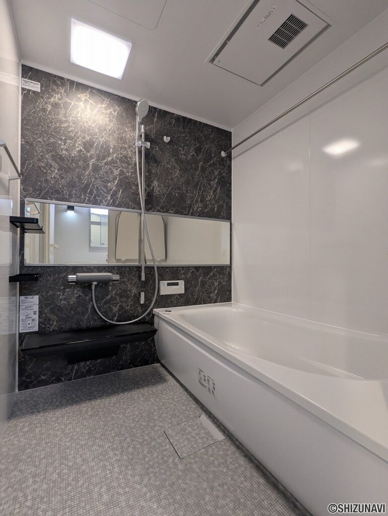ウィンドリッヂ鷹匠　浴室