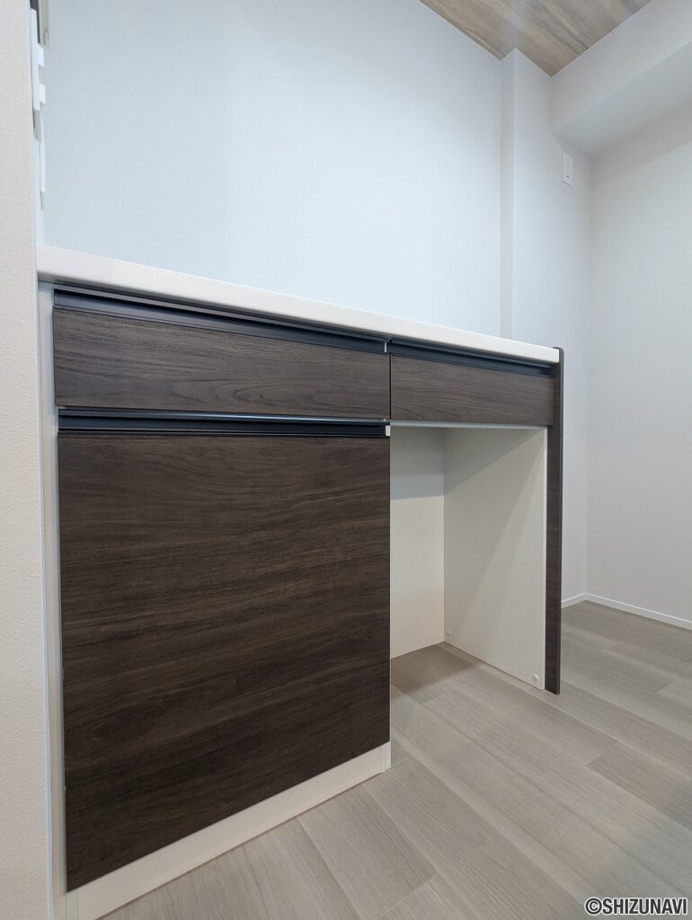 ウィンドリッヂ鷹匠　LDK