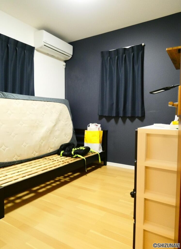 2階北東4.5帖洋室