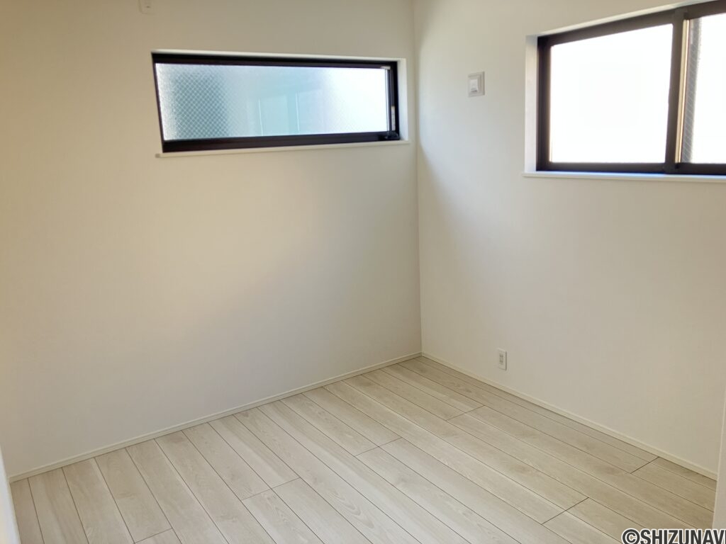 葵区田町　２階洋室