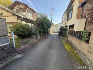 前面道路（西から撮影）　横砂東町　売土地