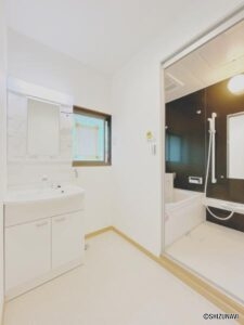 中丸【リフォーム後】洗面所