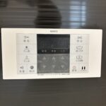 浴室給湯器リモコンです