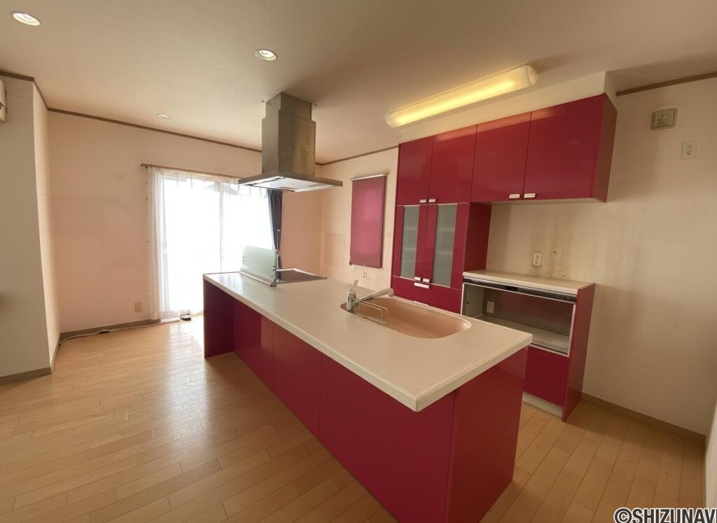 磐田市松之木島　中古住宅の画像