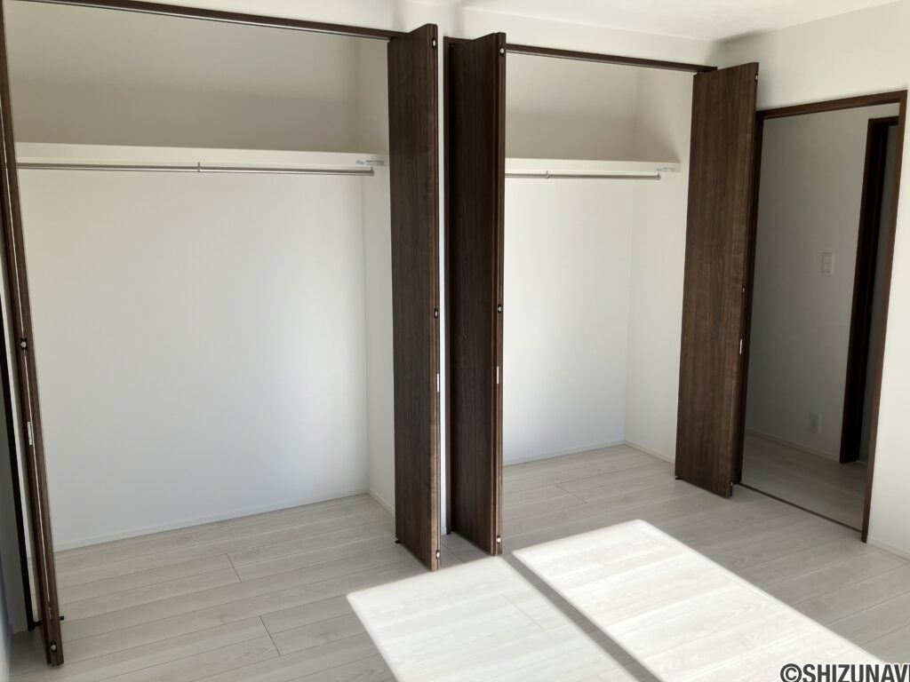 葵区田町　２階洋室