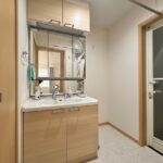 洗面台収納、物干しがあります