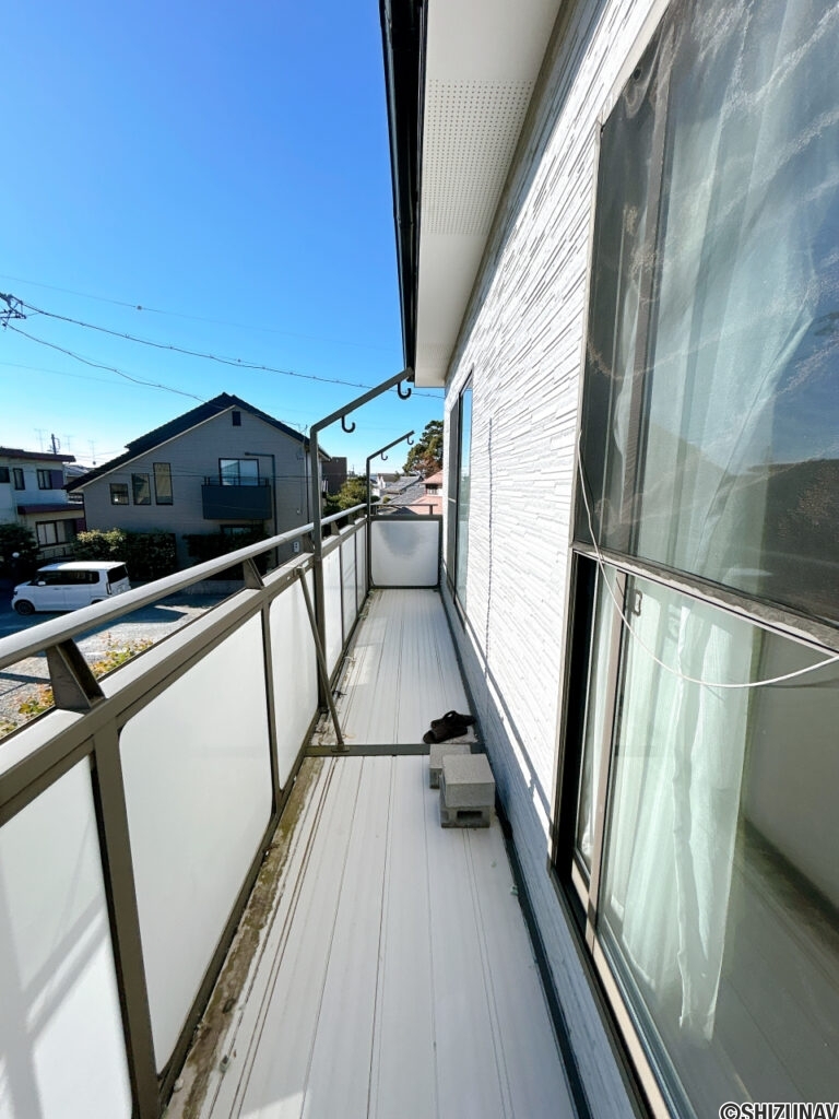 【バルコニー】