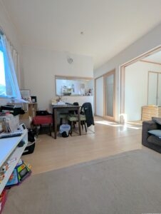 リビングの横には和室があります。