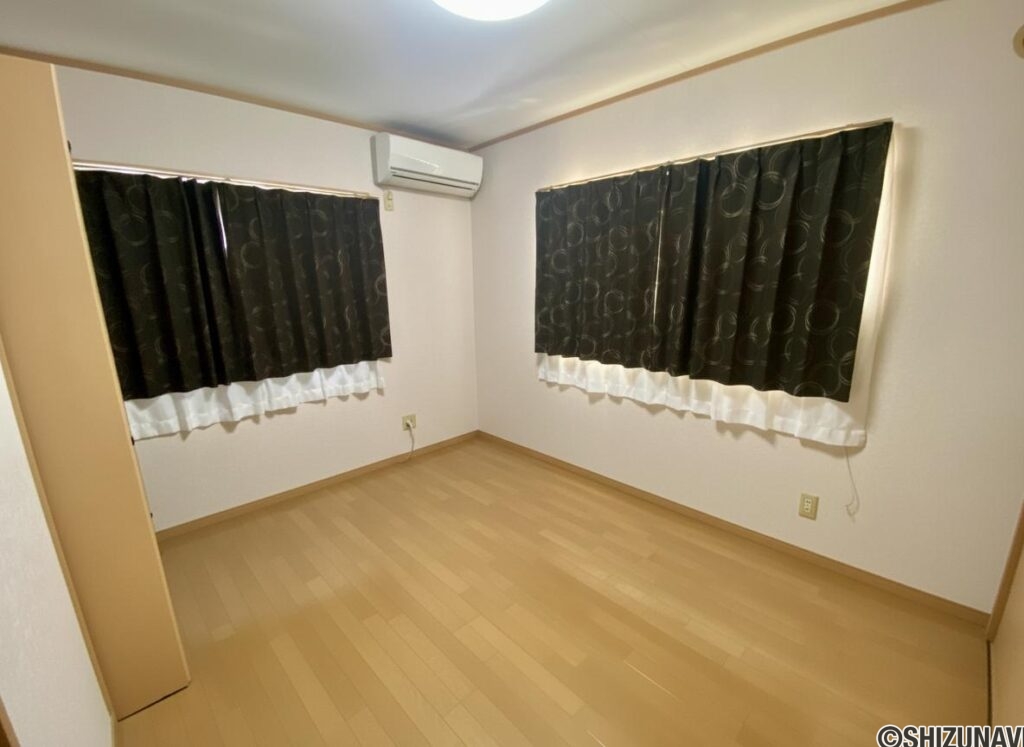 2階洋室6帖部分です。