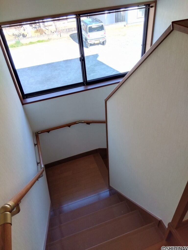 伊豆市本立野　中古住宅　内観