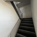 1階からの階段です