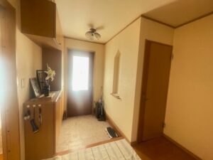 富士市伝法の東名富士ＩＣ至近に４ＬＤＫの中古住宅が出ました！の画像