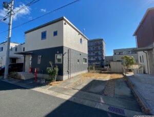 セキスイハイム施工住宅　2015年築　軽量鉄骨造2階建　駐車場4台※要サイズ確認の物件画像