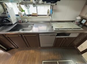 IH3口コンロです♪食洗器は数年前に交換済みです♪