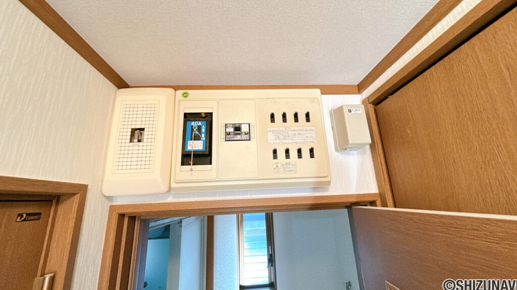 【ブレーカー】