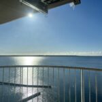 見渡す限り一面の湖なので、とても景色が良いです。