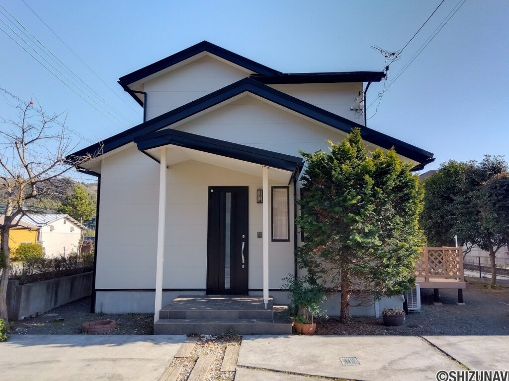 伊豆市本立野　中古住宅　外観