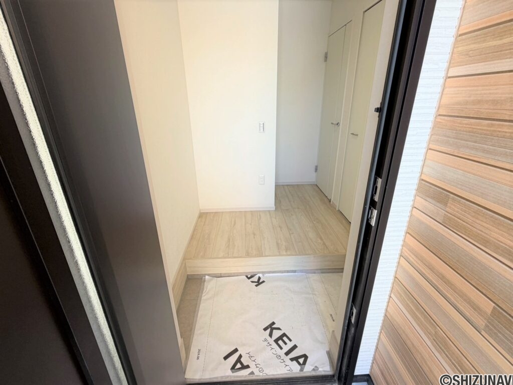 2号棟　玄関トイレや玄関収納にアクセスしやすい間取です。