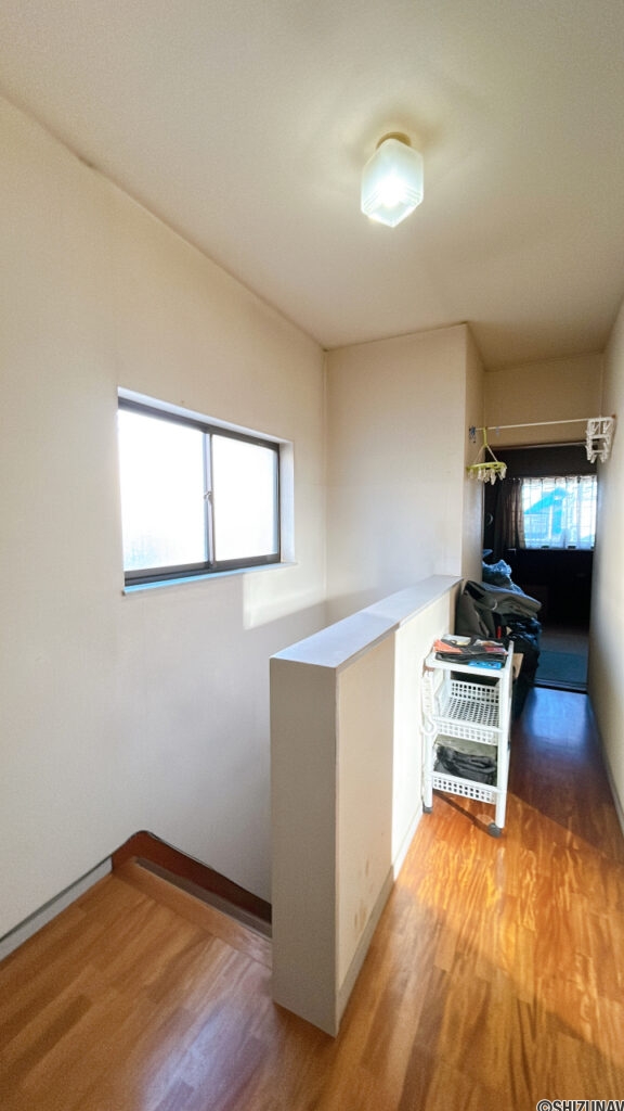 2階廊下　別角度